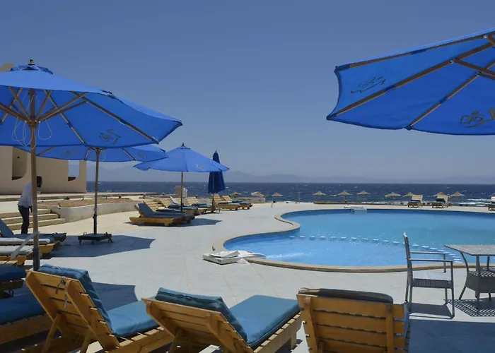 Zain Dive Inn